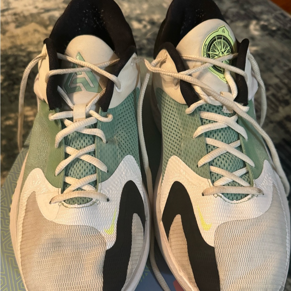 Nike Zoom Freak 4